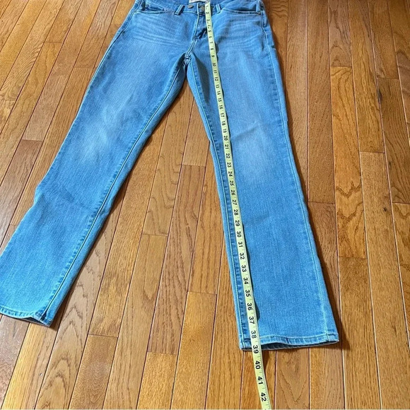 Signature Levis Strauss Womens Pants Mid Rise Straight Blue Jeans Denim 6M-W28 - Picture 15 of 16